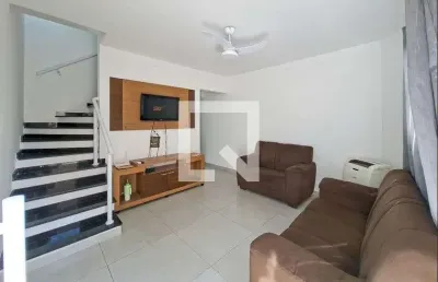 Casa / sobrado em condomínio para aluguel - canto do forte, 2 quartos,  62 m² - praia grande