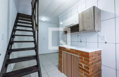 Kitnet / stúdio para aluguel - rubem berta, 1 quarto,  28 m² - porto alegre