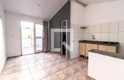 Kitnet / stúdio para aluguel - novo mundo, 1 quarto,  21 m² - curitiba