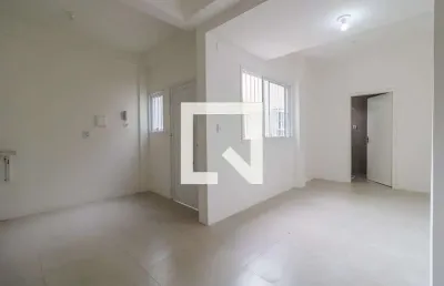 Kitnet / stúdio para aluguel - cidade baixa, 1 quarto,  29 m² - porto alegre