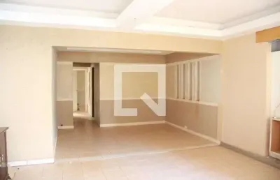 Casa para aluguel - granada, 3 quartos,  200 m² - uberlândia