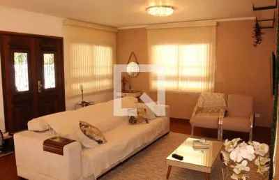 Casa / sobrado em condomínio para aluguel - granja viana, 3 quartos,  450 m² - cotia