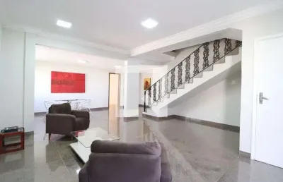 Casa para aluguel - santa mônica, 4 quartos,  250 m² - uberlândia