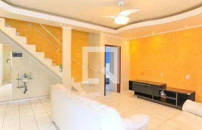Casa para aluguel - jardim satelite, 3 quartos,  240 m² - são josé dos campos