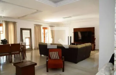 Casa / sobrado em condomínio para aluguel - jardim passargada i, 5 quartos,  670 m² - cotia