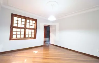 Casa para aluguel - jardim umuarama, 4 quartos,  242 m² - uberlândia