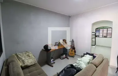 Casa para aluguel - brasil, 2 quartos,  150 m² - uberlândia