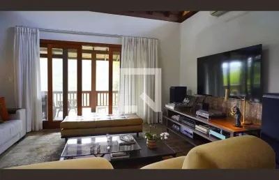 Casa / sobrado em condomínio para aluguel - itacorubi, 4 quartos,  380 m² - florianópolis