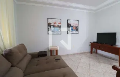Casa para aluguel - cidade jardim, 4 quartos,  200 m² - uberlândia