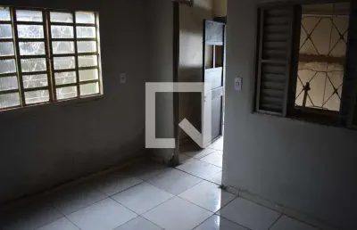 Casa para aluguel - samambaia sul, 1 quarto,  50 m² - brasília