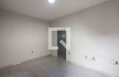 Casa para aluguel - segismundo pereira, 1 quarto,  60 m² - uberlândia