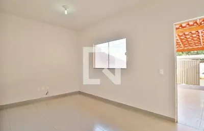 Casa para aluguel - shopping park, 2 quartos,  91 m² - uberlândia