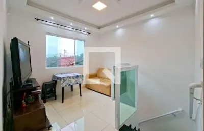 Casa / sobrado em condomínio para aluguel - maracanã, 2 quartos,  50 m² - praia grande