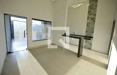 Casa para aluguel - parque tremendao, 3 quartos,  150 m² - goiânia