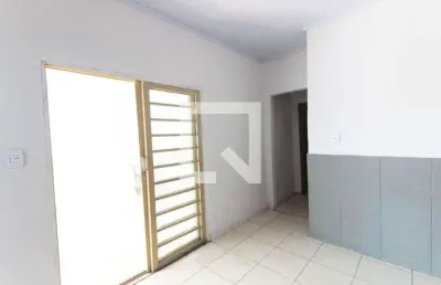 Casa para aluguel - setor leste universitário , 2 quartos,  90 m² - goiânia