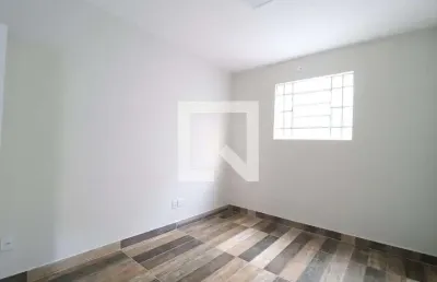 Casa para aluguel - centro, 2 quartos,  70 m² - uberlândia