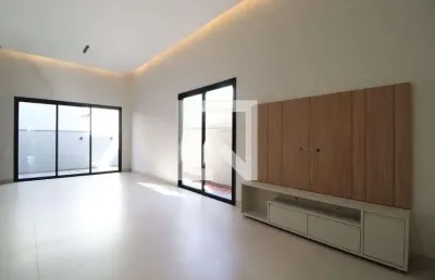 Casa / sobrado em condomínio para aluguel - nova uberlândia, 3 quartos,  238 m² - uberlândia