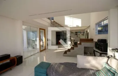 Casa / sobrado em condomínio para aluguel - vargem pequena, 3 quartos,  350 m² - rio de janeiro