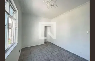 Apartamento para alugar na rua engenheiro morsing, grajaú, rio de janeiro por r$ 860