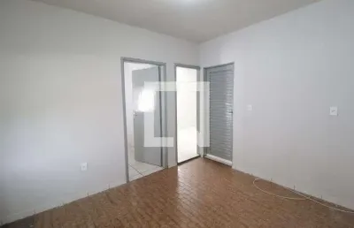 Casa para aluguel - pres. roosevelt, 2 quartos,  70 m² - uberlândia