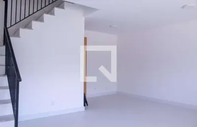 Casa / sobrado em condomínio para aluguel - vargem grande, 3 quartos,  200 m² - rio de janeiro