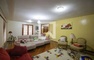 Casa para aluguel - centro, 4 quartos,  511 m² - são gonçalo