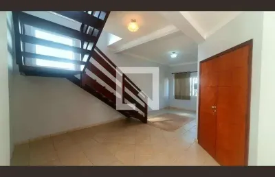Casa / sobrado em condomínio para aluguel - betel, 3 quartos,  219 m² - paulínia