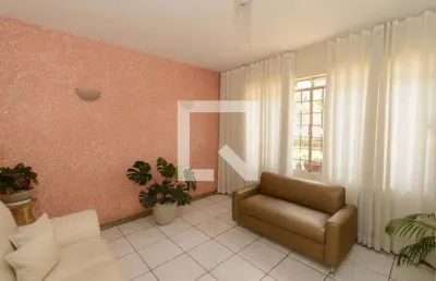 Casa para aluguel - flamengo, 4 quartos,  240 m² - contagem