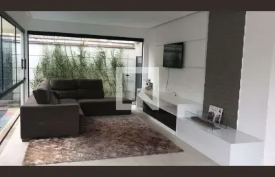 Casa / sobrado em condomínio para aluguel - fazenda rodeio, 3 quartos,  330 m² - mogi das cruzes