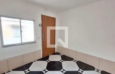 Casa para aluguel - saracuruna, 1 quarto,  200 m² - duque de caxias