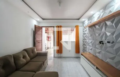 Casa para aluguel - são vicente, 2 quartos,  55 m² - belford roxo