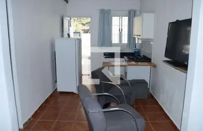 Casa para aluguel - jardim pinheirinho, 1 quarto,  30 m² - embu das artes