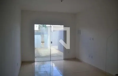 Casa para aluguel - são vicente, 2 quartos,  125 m² - belford roxo