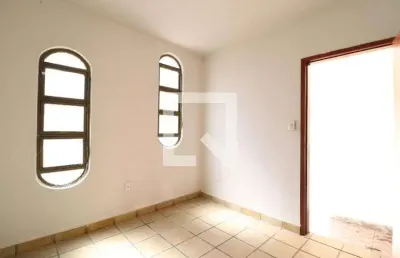 Casa para aluguel - jaraguá, 3 quartos,  110 m² - uberlândia