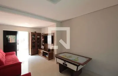Casa para aluguel - planalto, 3 quartos,  200 m² - belo horizonte