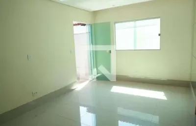 Casa para aluguel - setor faicalville, 2 quartos,  140 m² - goiânia