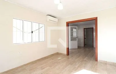 Casa para aluguel - santa cecília, 2 quartos,  25 m² - viamão
