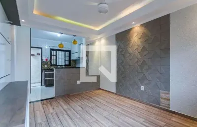 Casa / sobrado em condomínio para aluguel - jardim layr, 2 quartos,  52 m² - mogi das cruzes