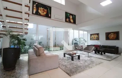 Casa para aluguel - tabajaras, 4 quartos,  490 m² - uberlândia