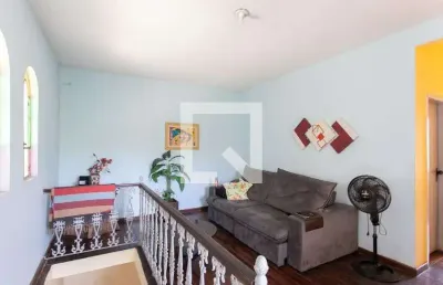 Casa para aluguel - itatiaia, 3 quartos,  360 m² - belo horizonte