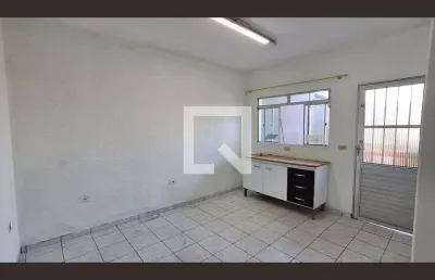 Casa para aluguel - vila nogueira, 1 quarto,  37 m² - diadema