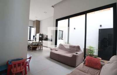 Casa para aluguel - novo mundo, 4 quartos,  170 m² - uberlândia
