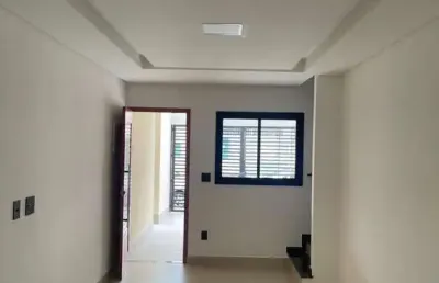 Condomínio no caiçara, em praia grande, 2 dorm, 1suíte, 1vaga, sacada, 77m²