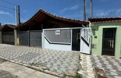 Casa no maracanã, 2 dorm com suíte, 2 vaga, quintal c/churrasqueira, lavabo 70m²