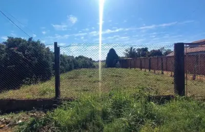 Terreno à venda na Rua Arquias Gomes de Miranda, 158, Montalvão, Presidente Prudente