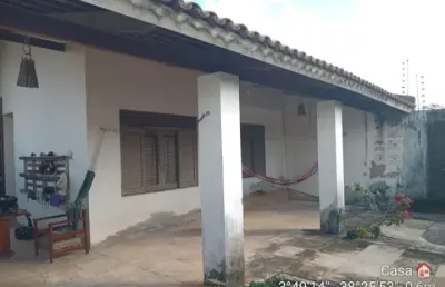 Casa com 2 quartos à venda na Avenida Cícero Sá, 700, Precabura, Eusébio