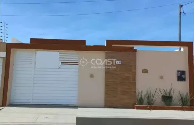 Casa a venda com 3 quartos, suíte e piscina na aruana! oportunidade imperdível!