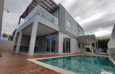 Vende casa no condomínio fragatta com 4 quartos sendo 2 suítes