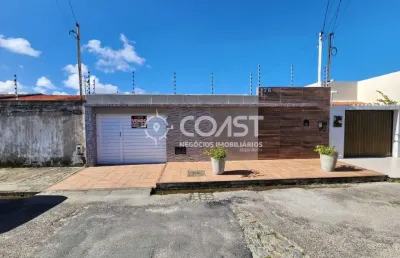 Vendo excelente casa na aruana, completa pra você viver com conforto e estilo!