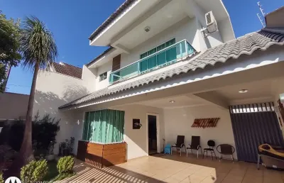 Casa com 4 quartos à venda na Rua Chihiro Nakatani, 265, Jardim Imperial, Maringá